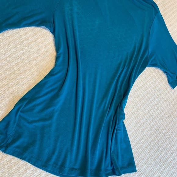 Turquoise Elbow Sleeve Top - Picture 5 of 5